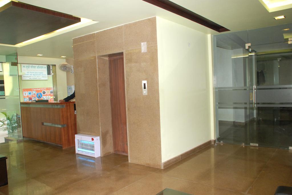 ניו דלהי Airport Hotel Daya Capitol מראה חיצוני תמונה