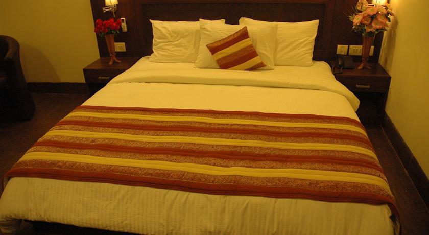 ניו דלהי Airport Hotel Daya Capitol מראה חיצוני תמונה
