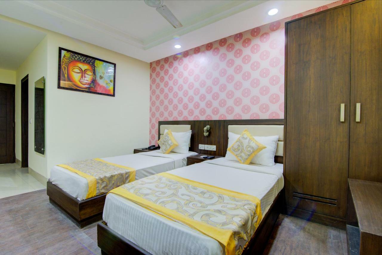 ניו דלהי Airport Hotel Daya Capitol מראה חיצוני תמונה