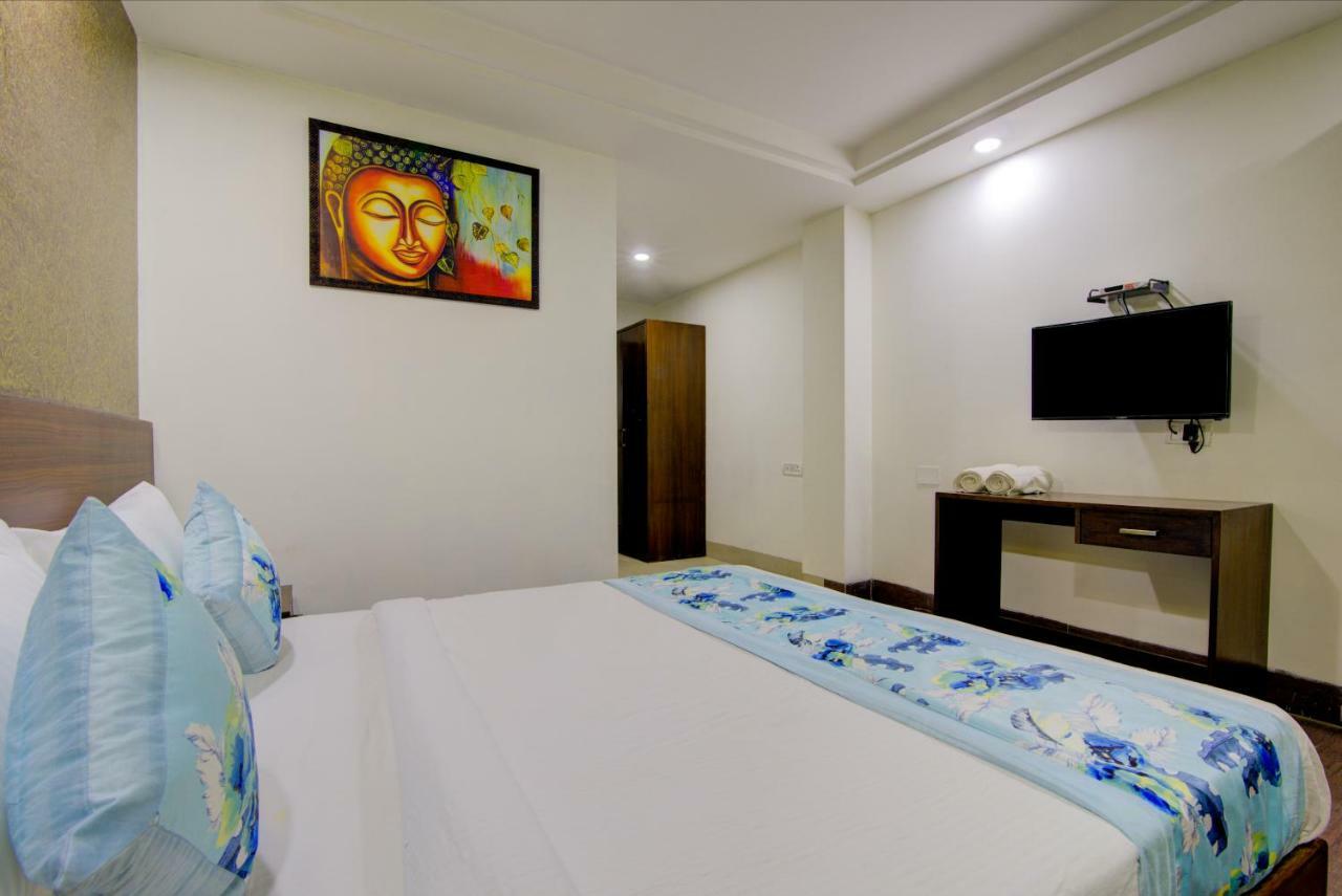 ניו דלהי Airport Hotel Daya Capitol מראה חיצוני תמונה