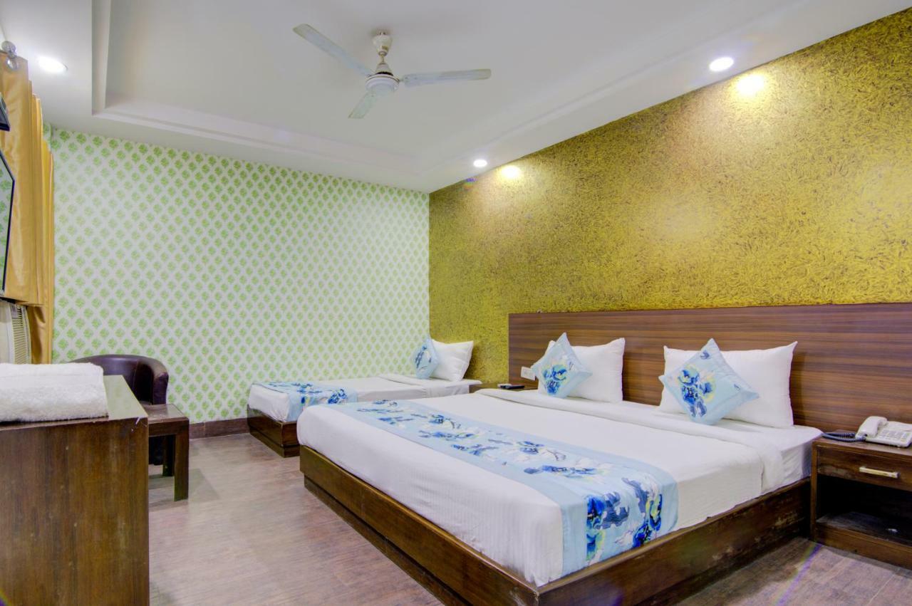 ניו דלהי Airport Hotel Daya Capitol מראה חיצוני תמונה
