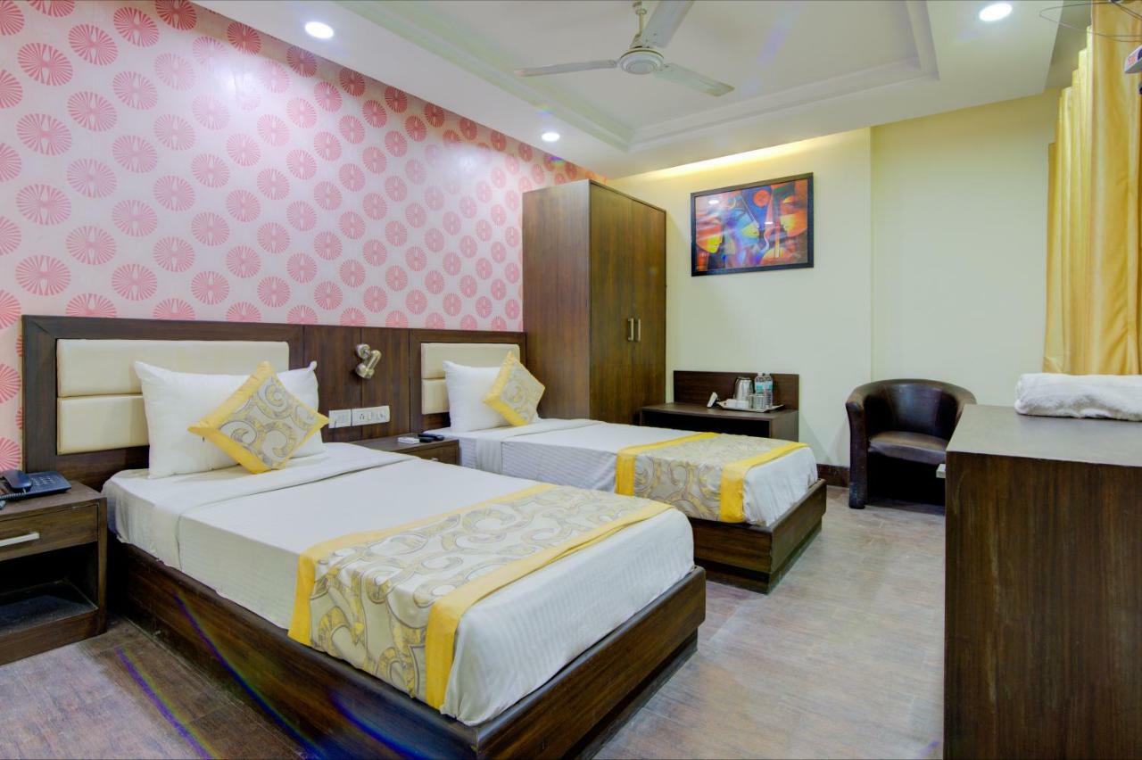 ניו דלהי Airport Hotel Daya Capitol מראה חיצוני תמונה