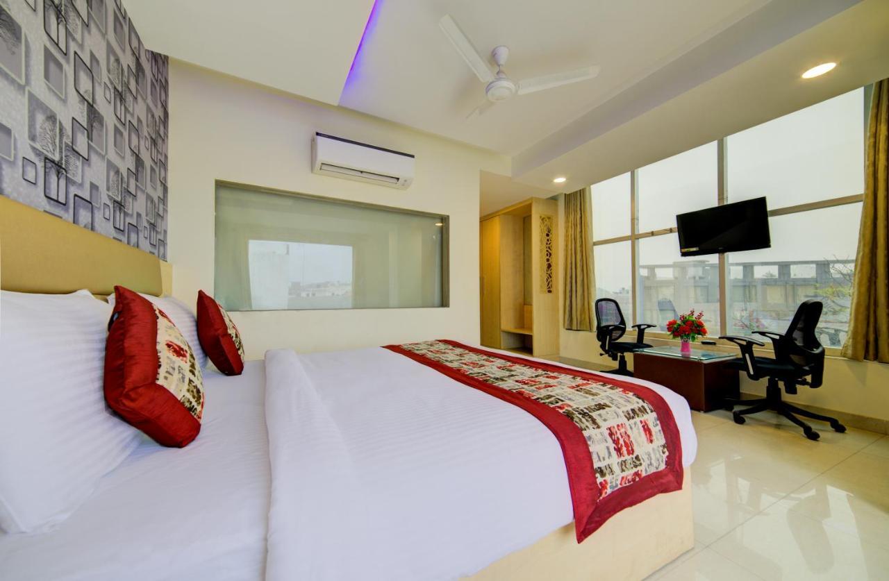 ניו דלהי Airport Hotel Daya Capitol מראה חיצוני תמונה