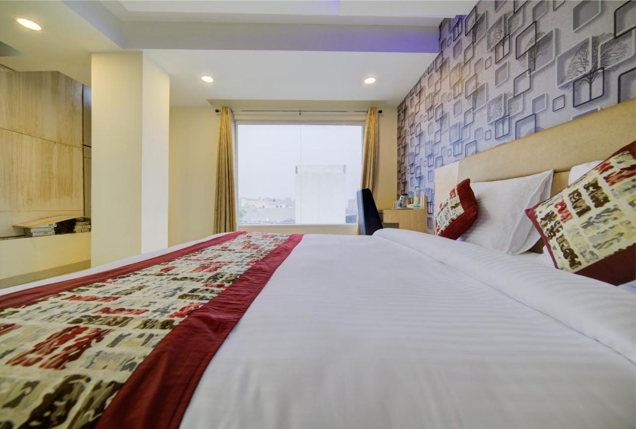 ניו דלהי Airport Hotel Daya Capitol מראה חיצוני תמונה