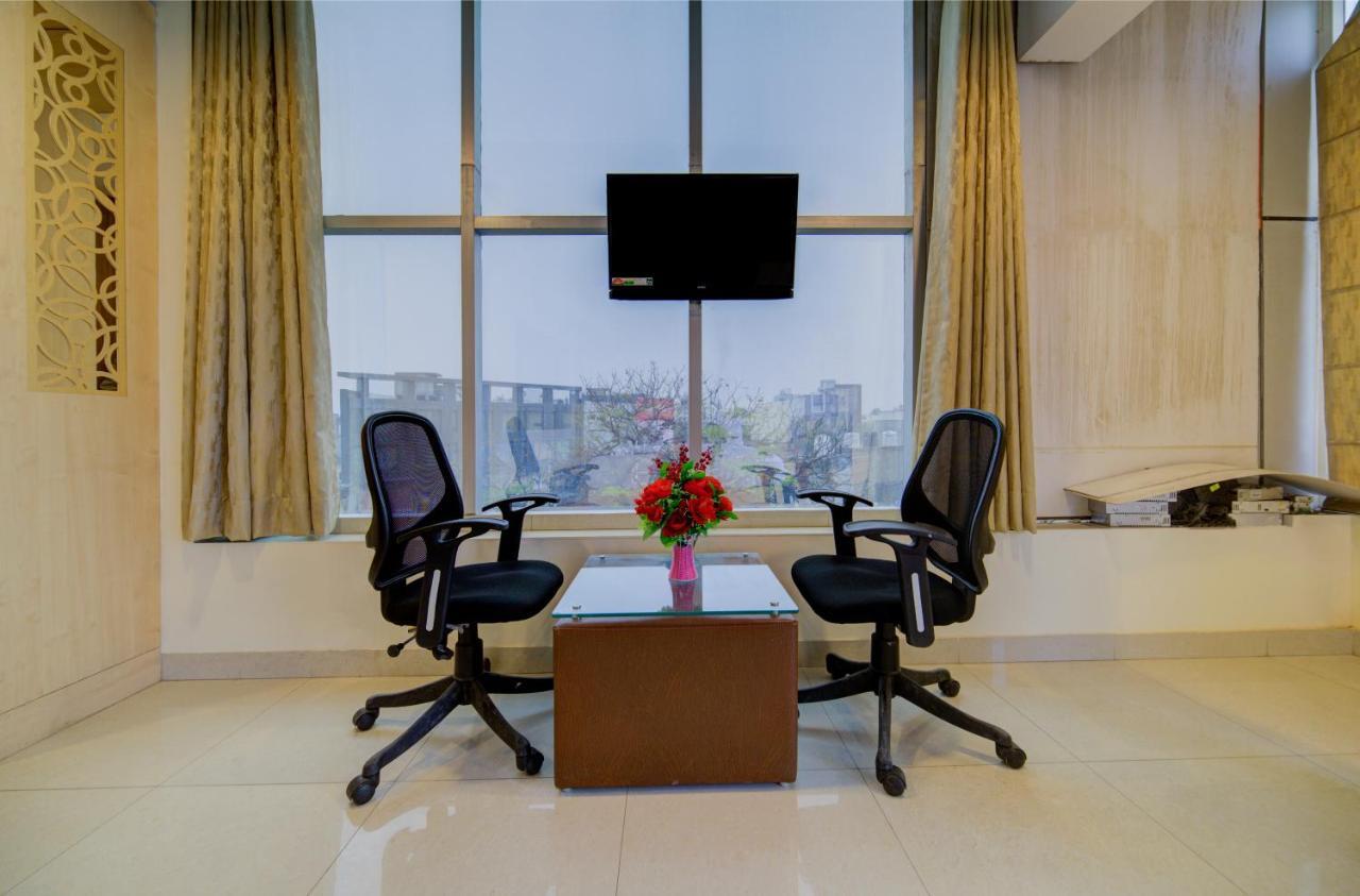 ניו דלהי Airport Hotel Daya Capitol מראה חיצוני תמונה