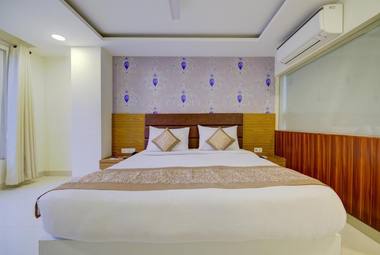 ניו דלהי Airport Hotel Daya Capitol מראה חיצוני תמונה